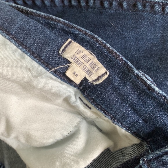 Madewell 10inch High Riser Skinny Skinny Jeans - Picture 3 of 3